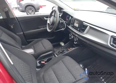 2018 Kia Rio S z USA, uszkodzony, nr VIN 3KPA24AB7JE046228